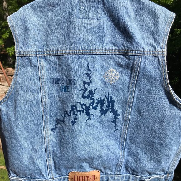 Upcycled Denim Vest, Junior Size 14: Painted Table Rock Lake Sleeveless Jacket - Picture 4 of 14